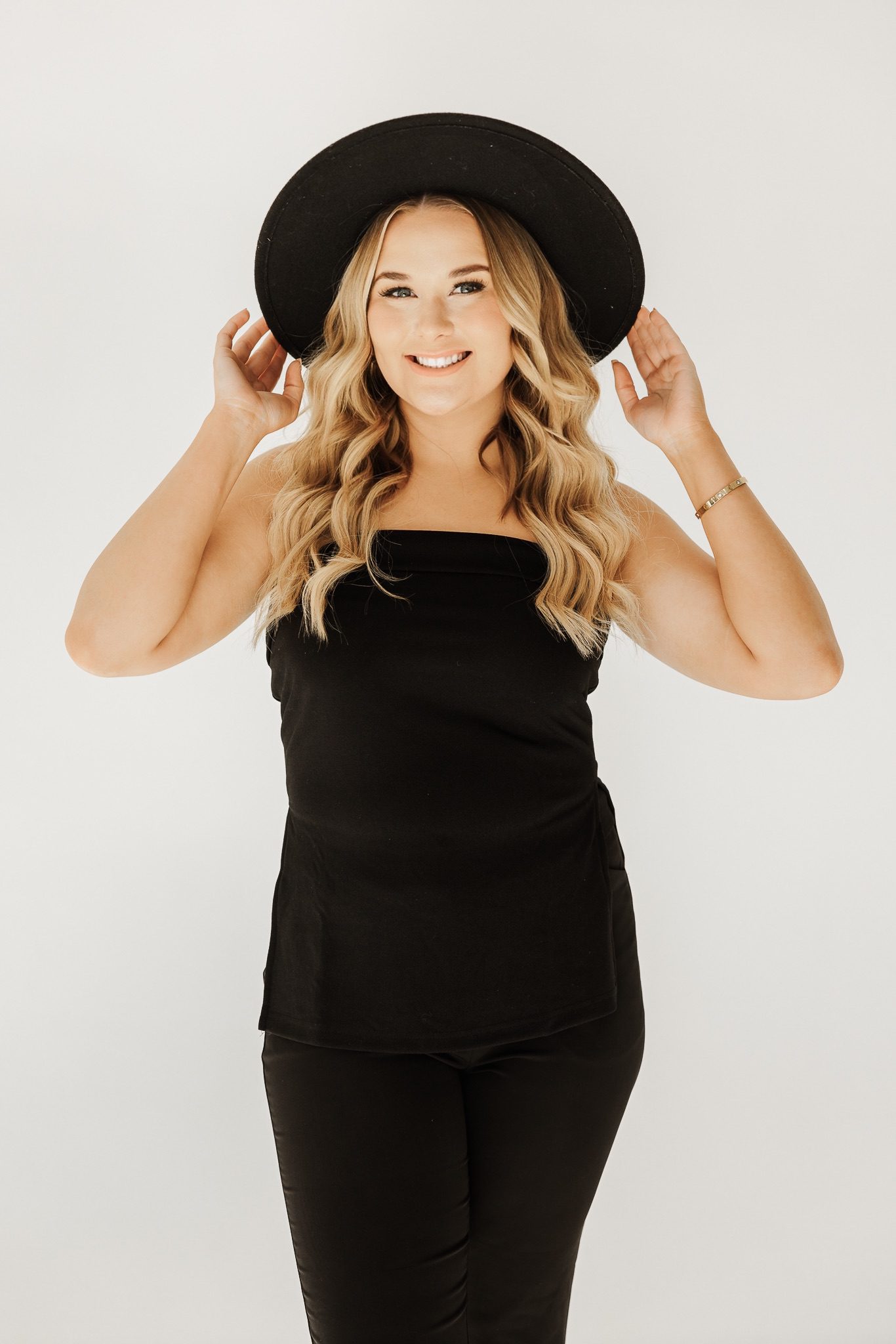 alyssa black, nashville hairstylist.